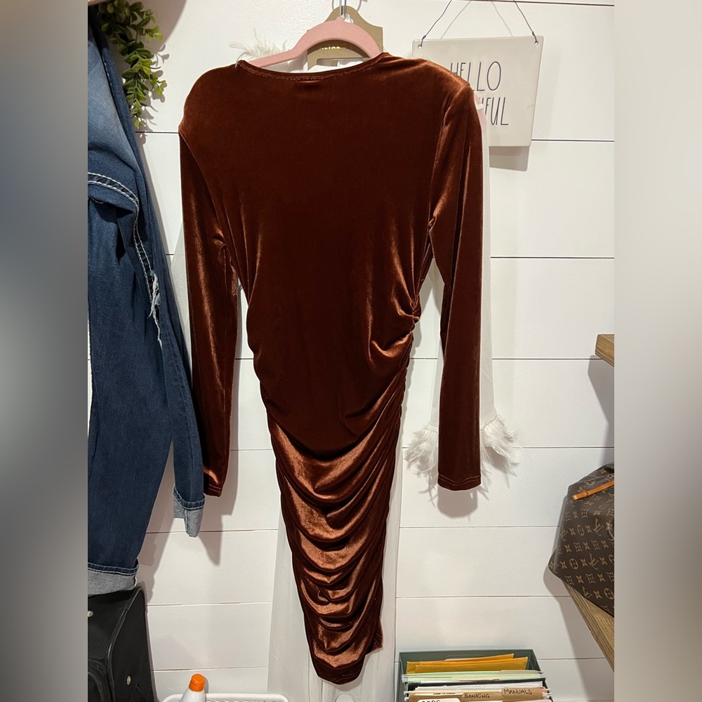 Bronze velvet dress from SHEIN. - Picture 2 of 2
